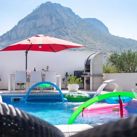 Irresistible Villa