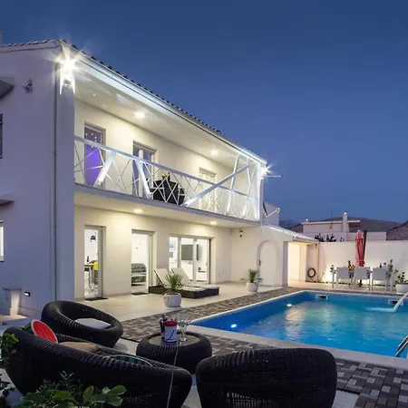 Capitano Villa