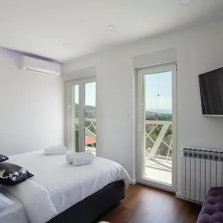 Villa Irresistible